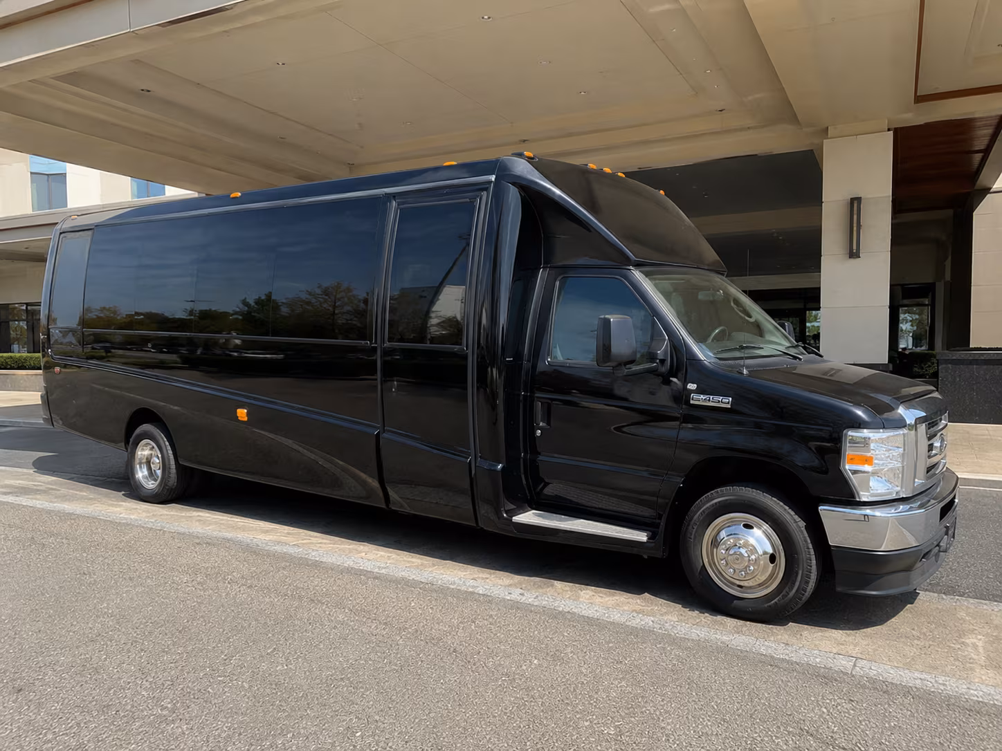 party buses for lubbock music festivals and outdoor concert events